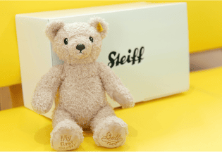 クマのぬいぐるみ